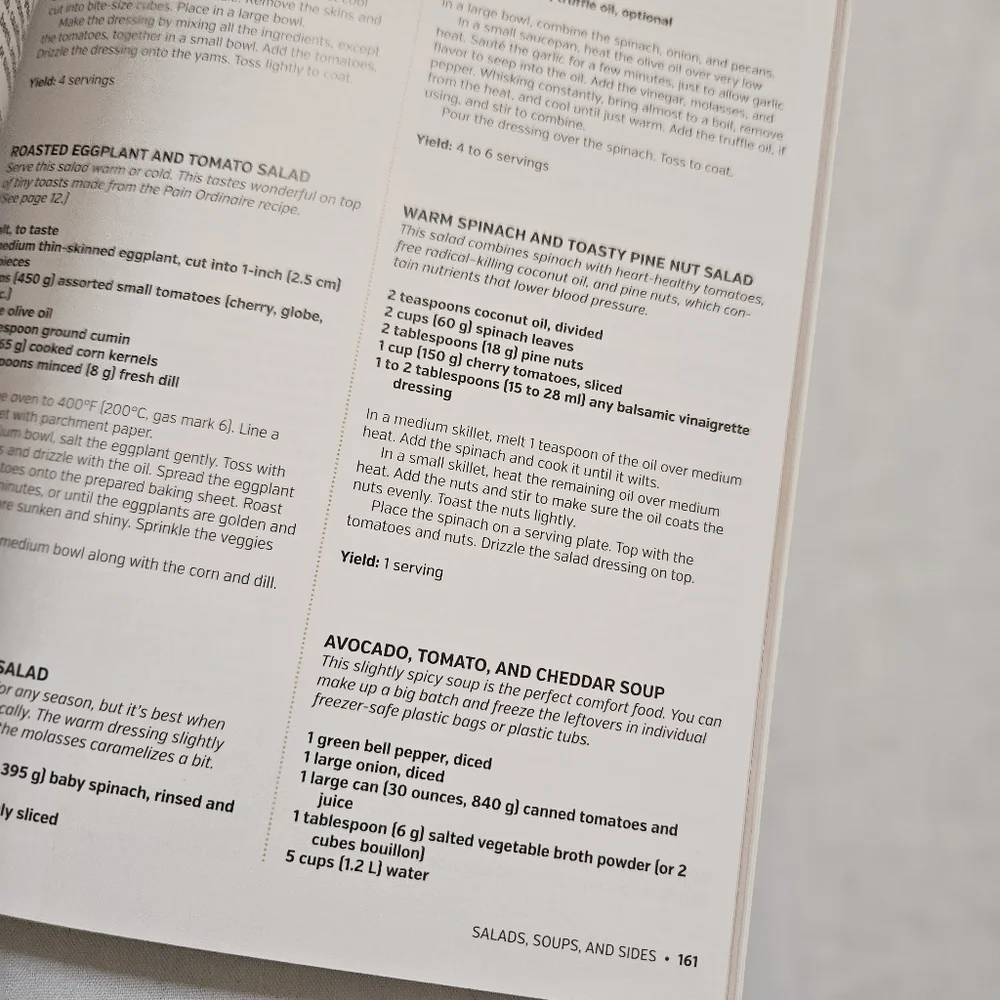 The Little Vegan Cookbook: 500 of the best vegan vegan recipes ever 2016